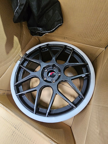 Japan Racing JR18 20" 5x120