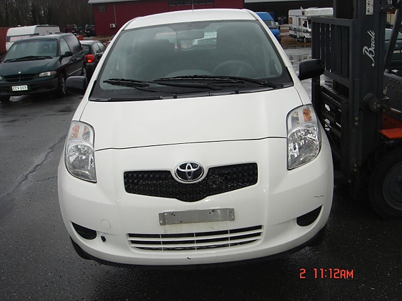 Toyota yaris 1,4 diesel 07 OSINA