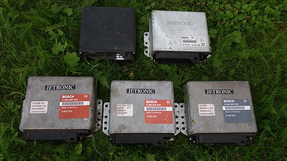 Saab ECU mm. LH-jetronic 584 , 905  ja DI 7859689 ja motronic