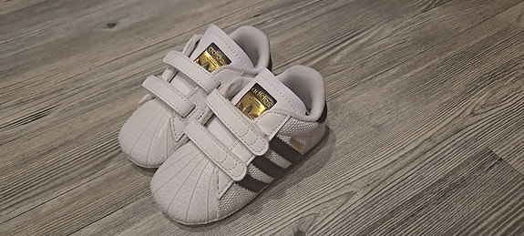 Adidas Superstar kengät koko 19