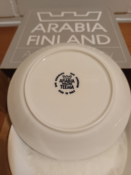 Teema Arabia lautaset.Made in Finland.Uudet Kaj Franck.