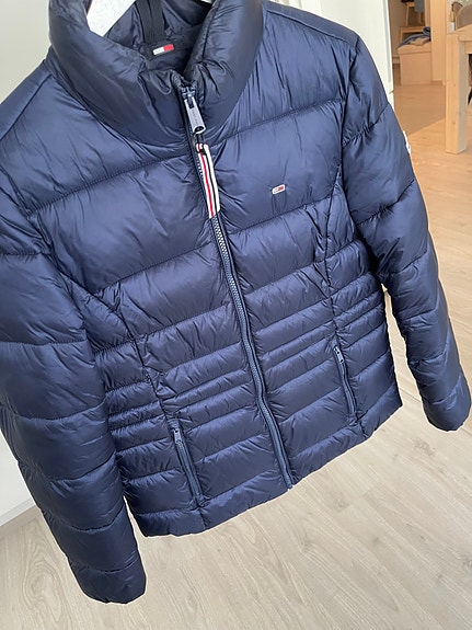 Tommy Hilfiger toppatakki