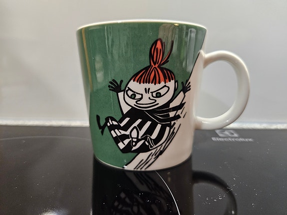 Vihreä Pikku Myy muki 90-luvulta