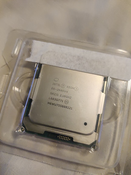 E5-2695 V4 - 18 core - 3.3GHz