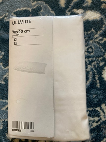 Ullvide IKEAn iso tyynynpäällinen, valkoinen, uusi