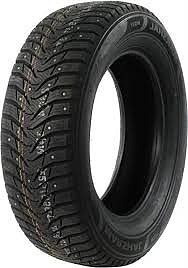 Uudet Marshal 215/70R16 nastarenkaat rahteineen