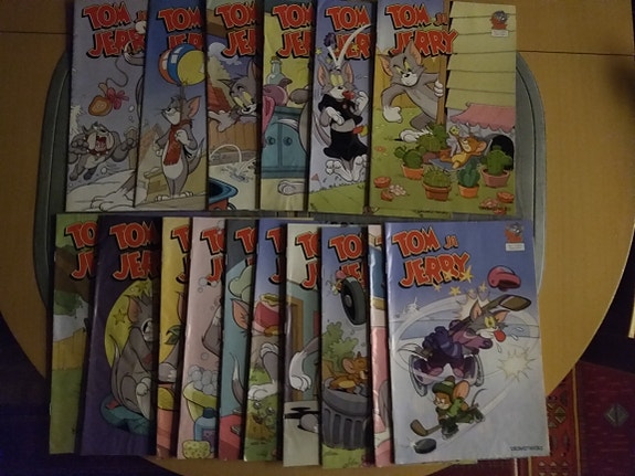Tom ja Jerry sarjakuva-lehtiä