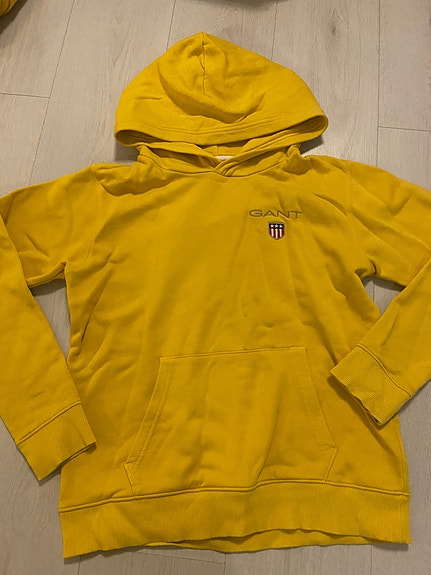Gant keltainen huppari