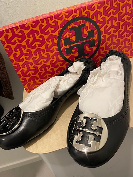 Tory Burch mustat ballerinat koko 36 hopeisella osilla