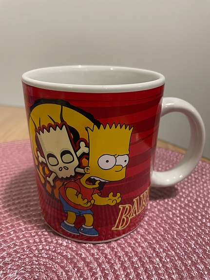 Mukeja eri kaupungeista ja Bart Simson