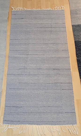 Sininen matto 143x71 cm