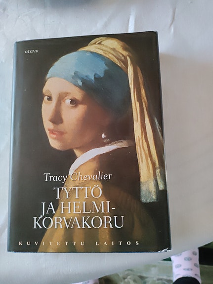 Tracy Chevalier Tyttö ja helmikorvakoru