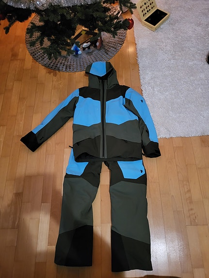 Product image 1 of 3