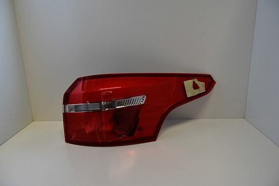 Ford Focus 14-18  takavalo oikea