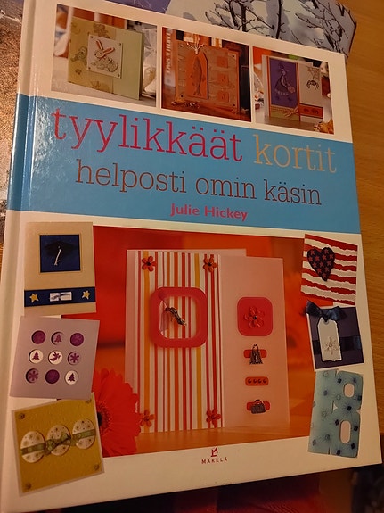 Tyylikkäät kortit - kirja,  toim.kulut jo hinnassa)