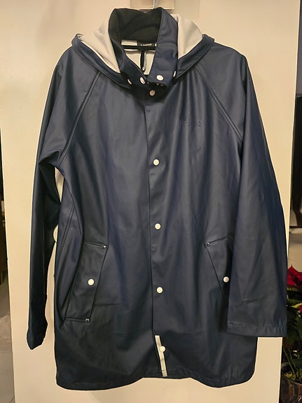 Sininen Everest sadetakki koko 170cm