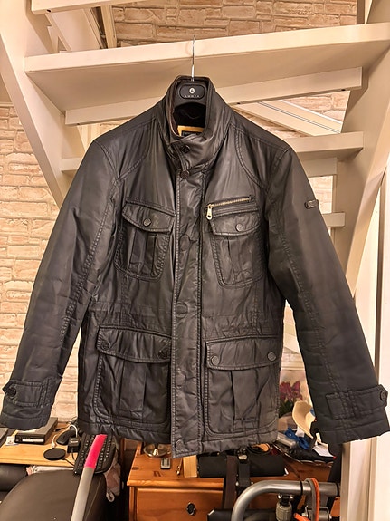Esprit toppatakki, koko M