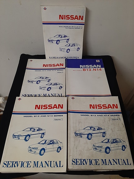 Korjaamokäsikirjat 5kpl, Nissan B13 ja N14