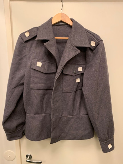 Product image 1 of 4