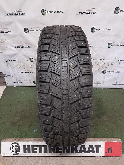 235/65 R17 Käytetty Nastarengas