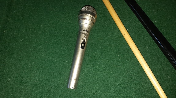 AKG D310S