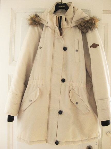 Product image 1 of 3