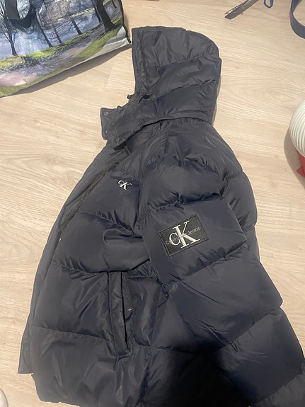 Calvin Klein Jeans untuvatakki