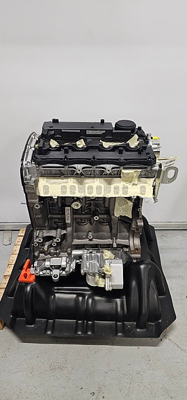 Ford Transit 2.2TDCI EURO5 Moottori 0km