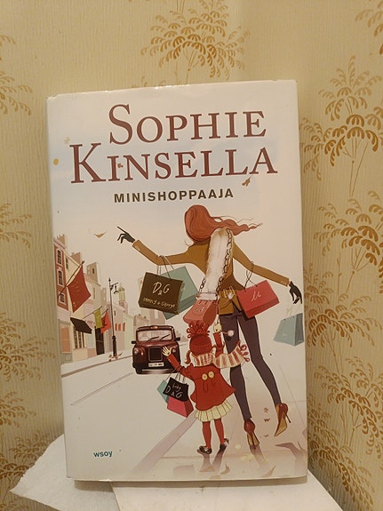 Sophie Kinselle