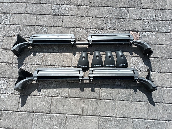 Nissan kattotelineet