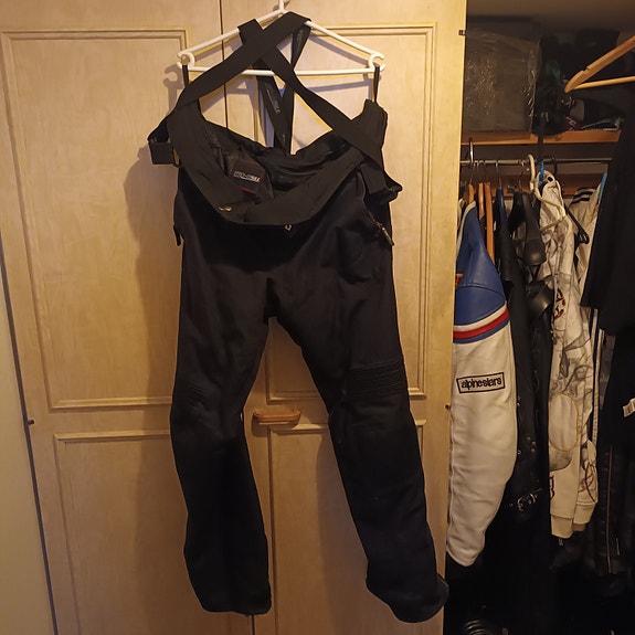 Product image 1 of 3