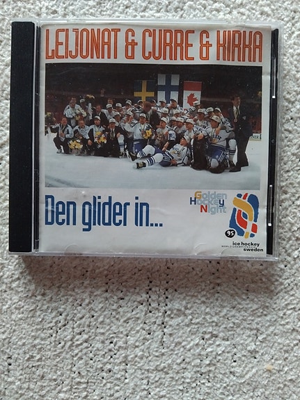 Den glider In CD