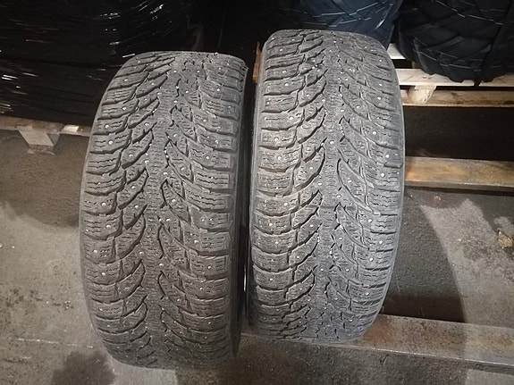255/55R18 Nokian hkpl9 nastarenkaat 2kpl