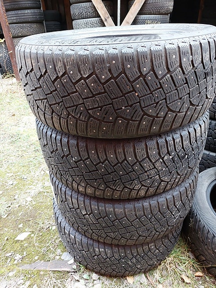 225/55R17 Continental nastarenkaat 4kpl