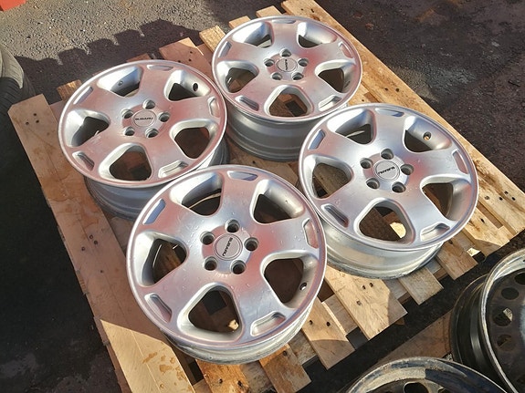 Subaru aluvanteet 5x100 6x15" 4kpl