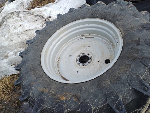 650/65r38 trelleborg tm800 mf vanteilla
