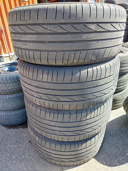 235/50R19 Bridgestone kesärenkaat 4kpl