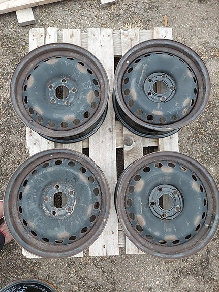 Nissan peltivanteet 5x114,3 16"