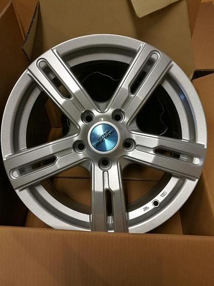 Inter Action Kargin 16" 5/114,3 1000 kg