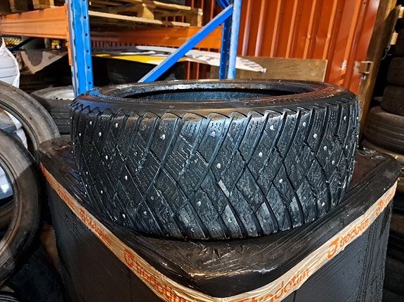 225/45R18 95T Goodyear Ice Arctic nastarengas 1kpl