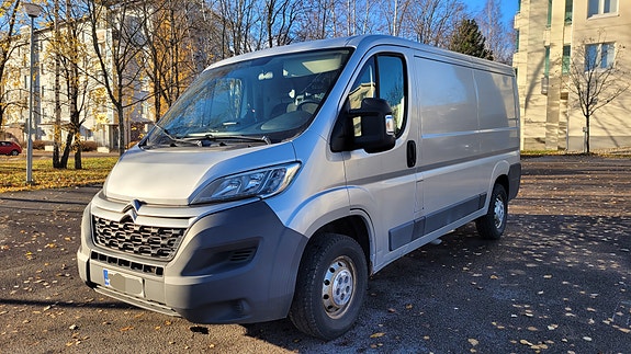 Pakettiauton vuokraus Tampere / Van for rent in Tampere