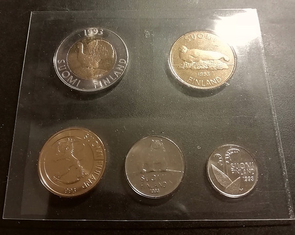 Suomi vuoden 1993 uuden mallin kolikot UNC