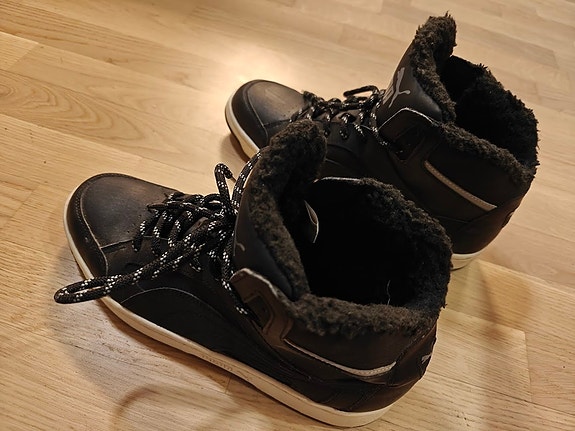Puma, mustat talvikengät, 43, sisämitta n. 270mm