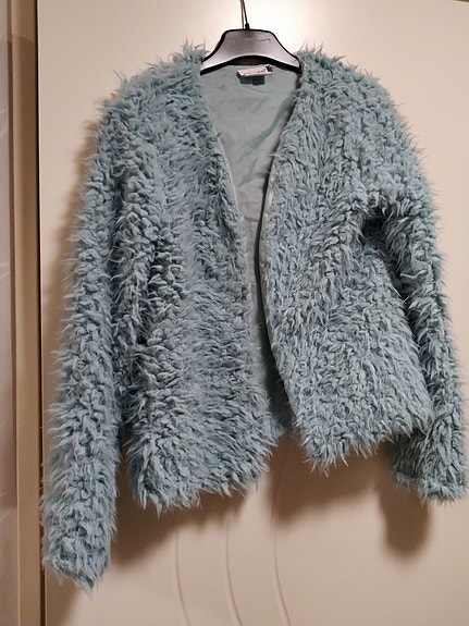 Tyttöjen pörrö neuletakki/juhla takki 158 cm