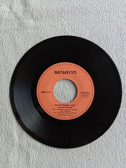 Bat&Ryyd single Voi Ryydana/Petturi 1989