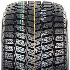 Uudet Roadstone 235/70R16 kitkarenkaat rahteineen