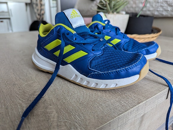 Adidas ECO Ortholite lenkkarit