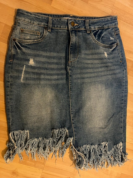 Product image 1 of 6