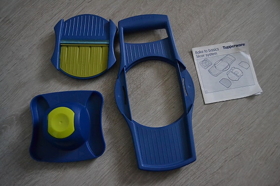 Tupperware Bace to Basics raastin