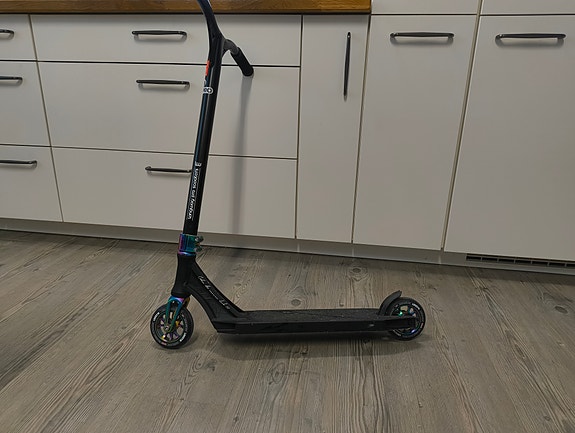 Product image 1 of 7